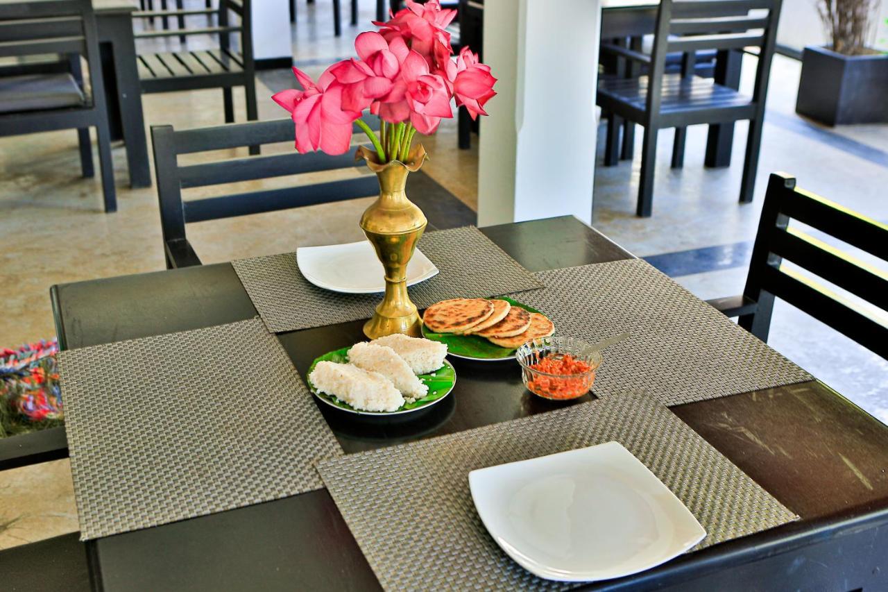 Esprit Bentota Hotel Luaran gambar