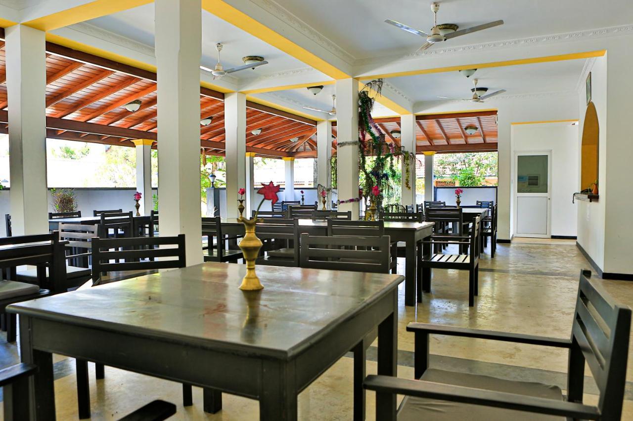 Esprit Bentota Hotel Luaran gambar