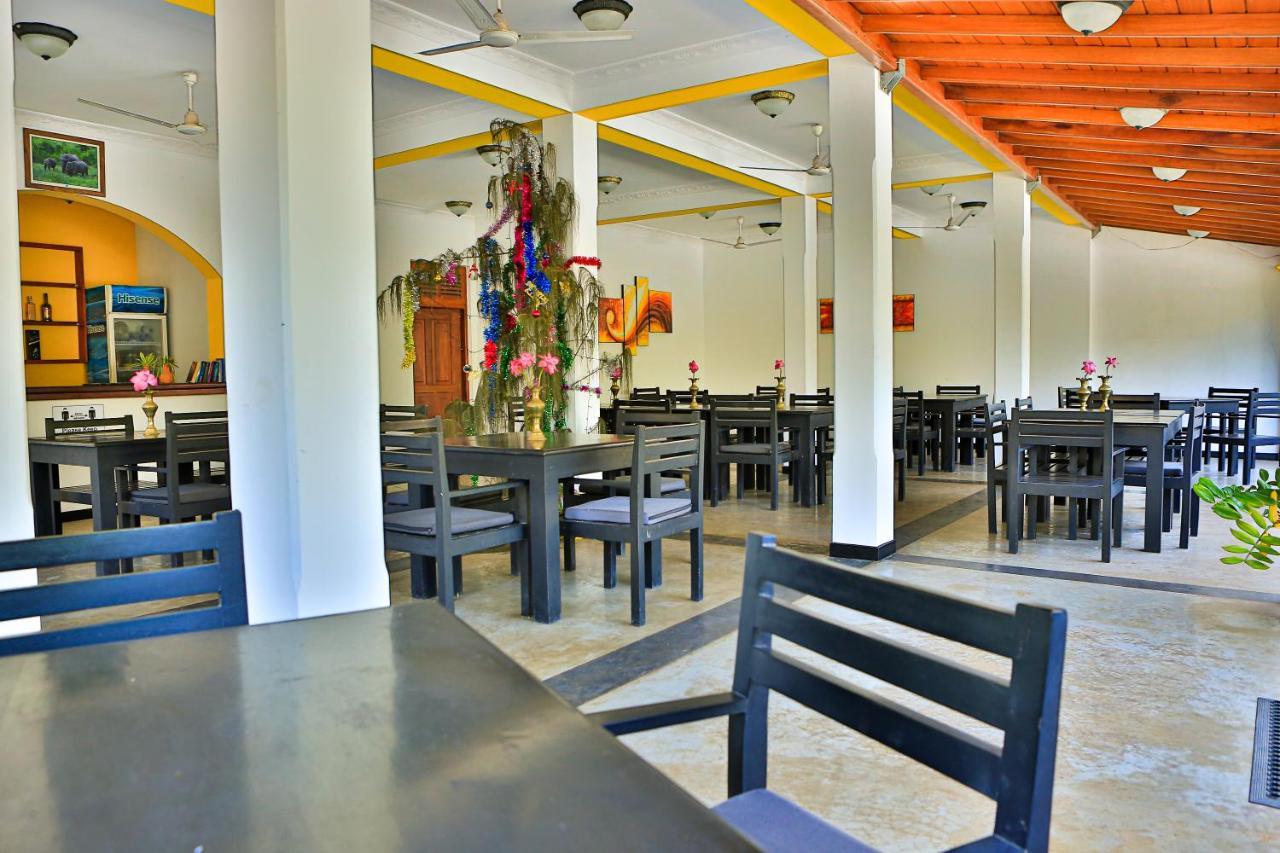 Esprit Bentota Hotel Luaran gambar