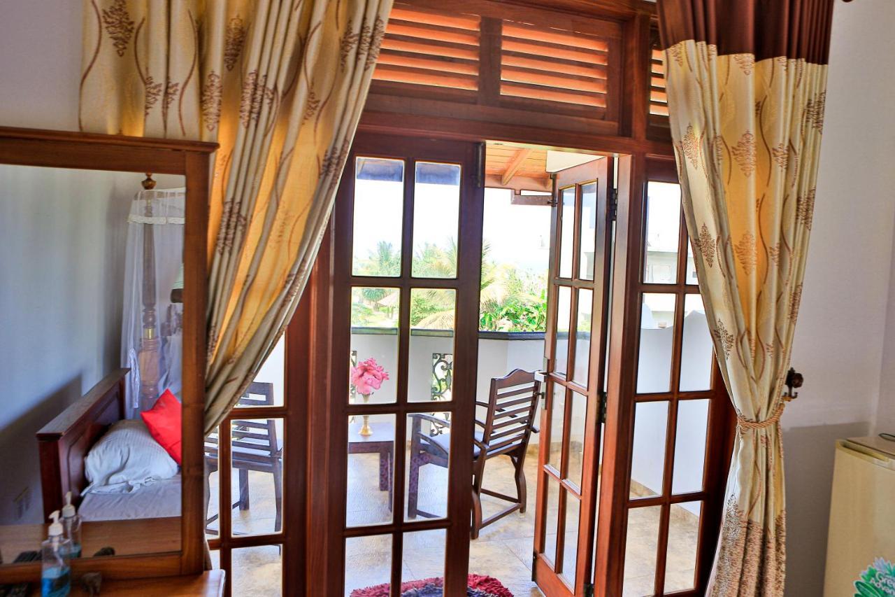 Esprit Bentota Hotel Luaran gambar
